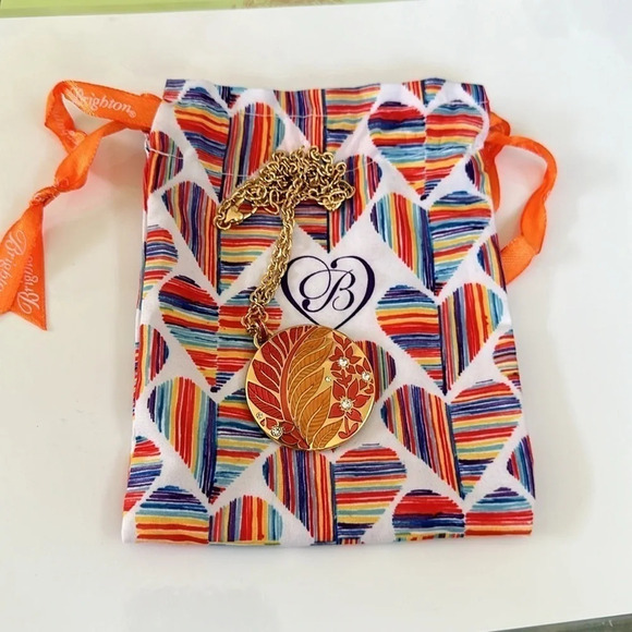 SOLD! Brighton crystals necklace - Picture 5 of 5